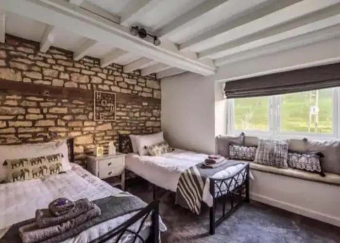 Holland Cottage